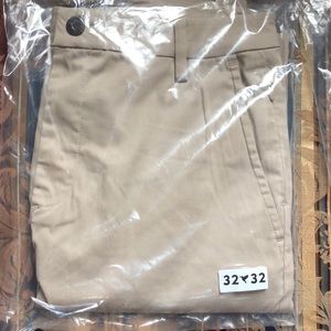 Unopened pair of bird dogs khakis.. 32x32